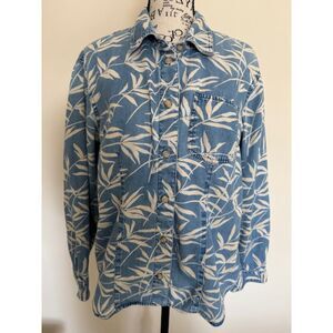 Liz Claiborne denim blue shirt - size 12